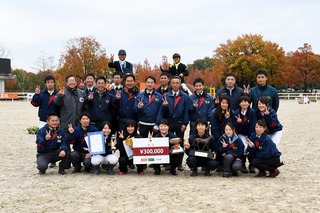 17-UM30_7143.jpg