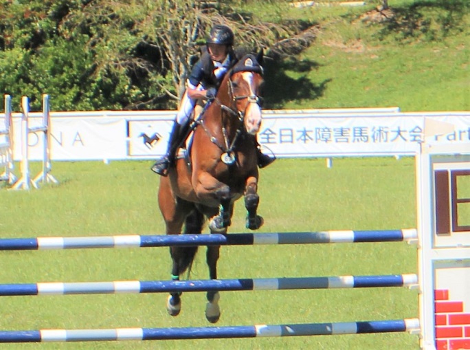 10sunajump10.jpg